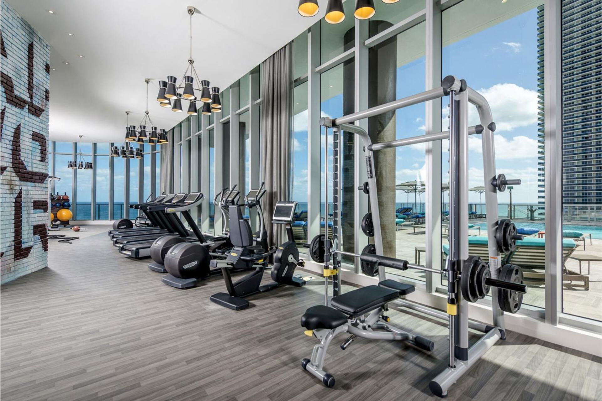 Beachfront Condo With Mesmerizing Views Hollywood Eksteriør bilde