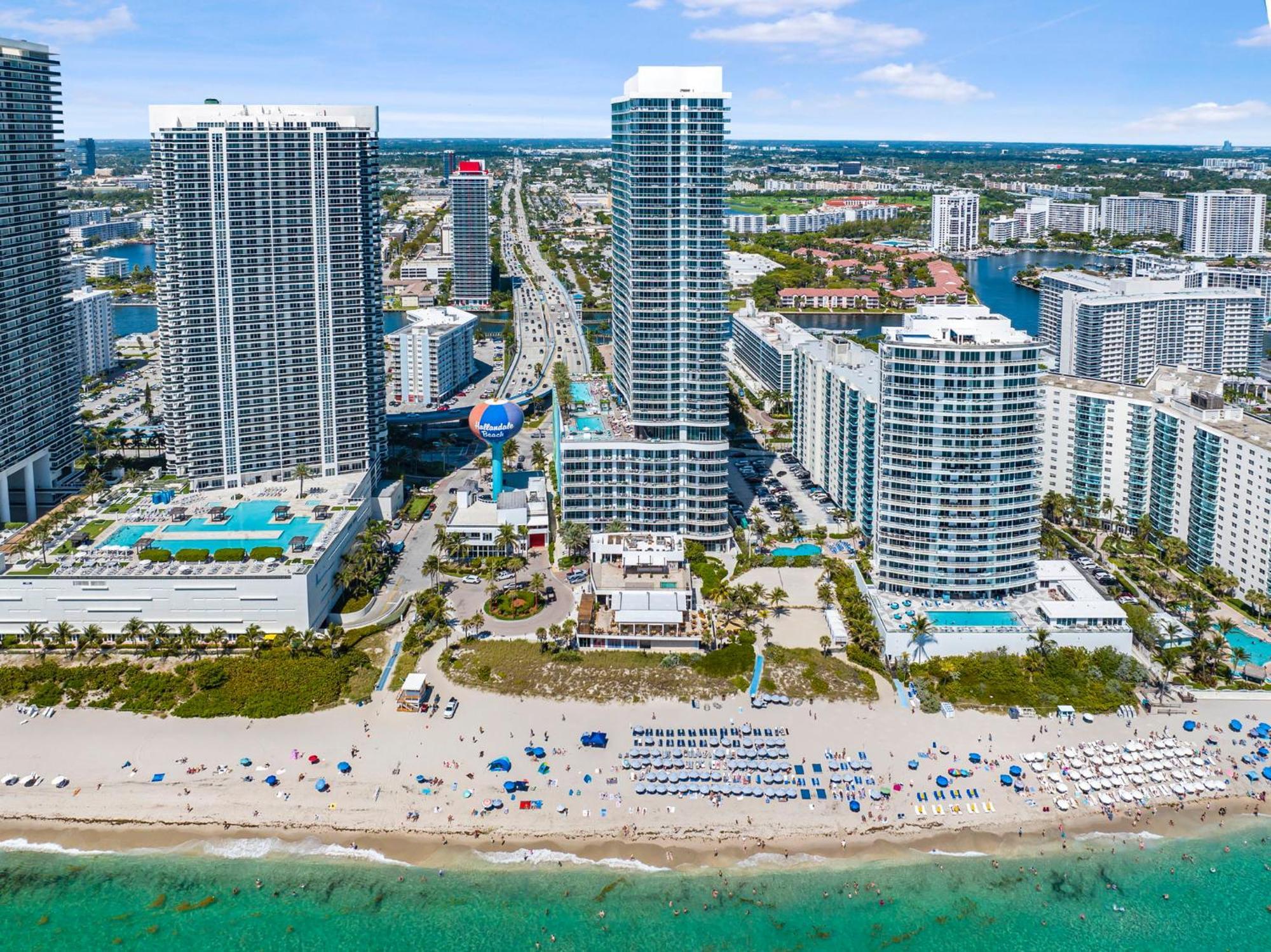 Beachfront Condo With Mesmerizing Views Hollywood Eksteriør bilde